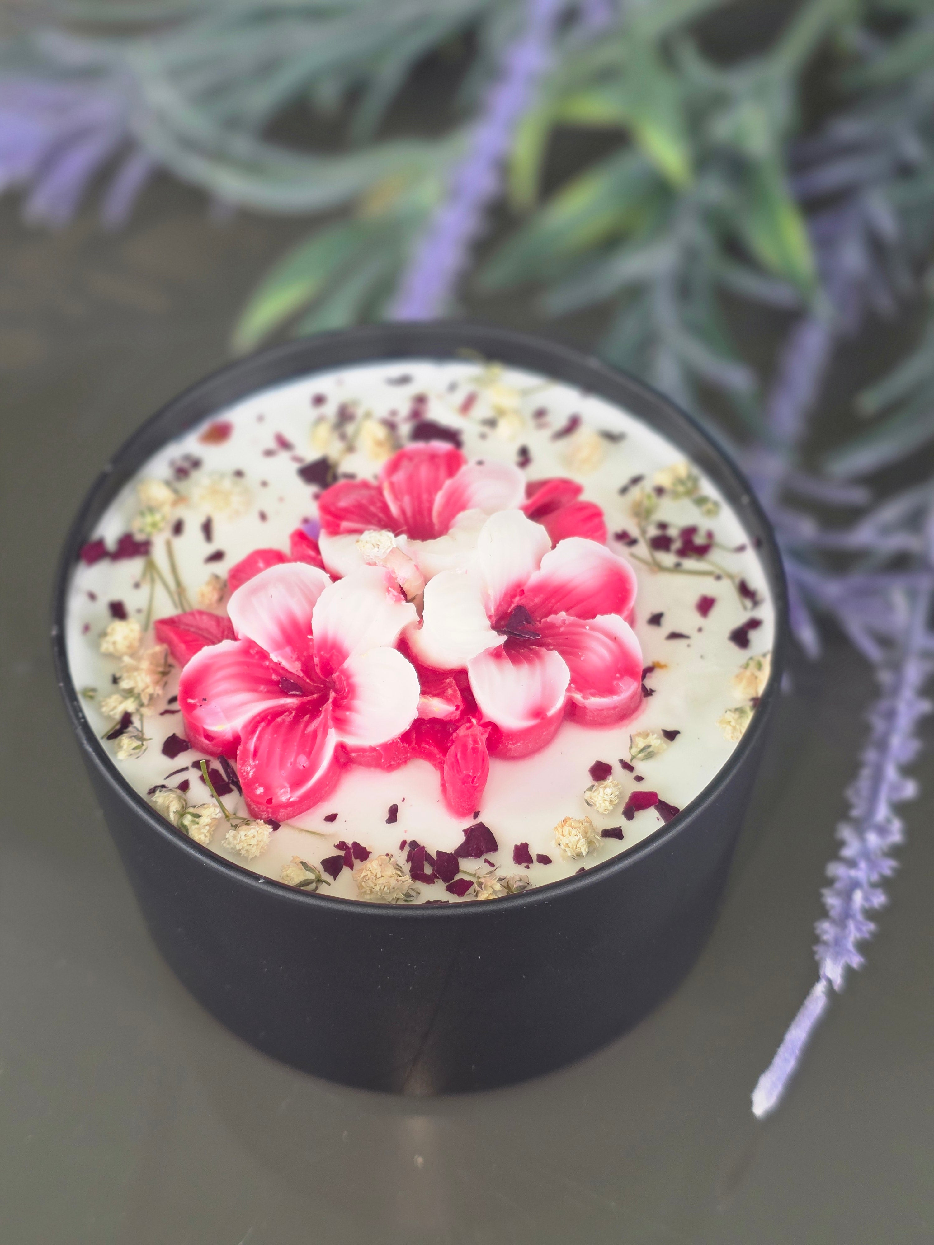 Botanical Sculpted Flower Candle - wooden lid