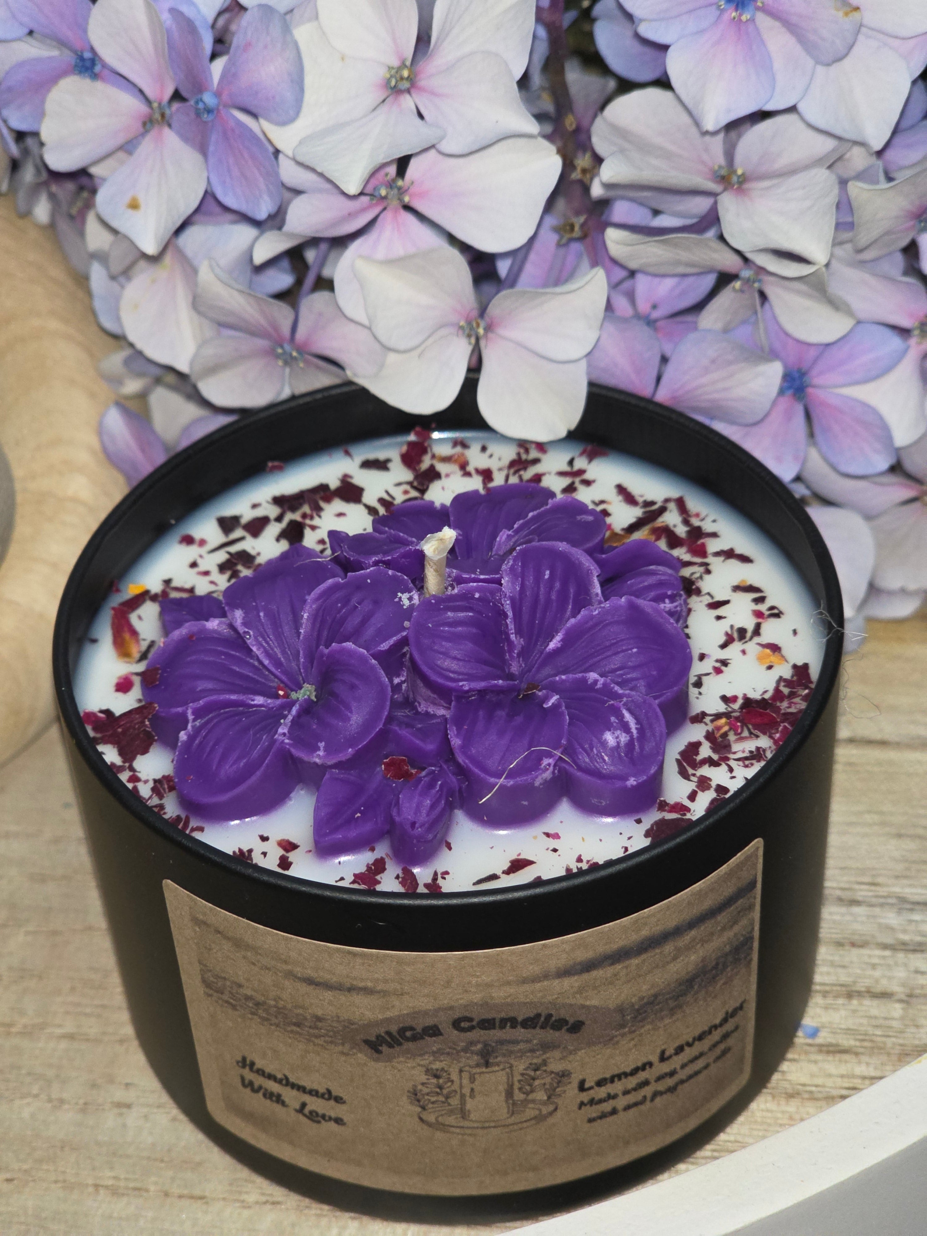 Botanical Flower Candle top view with dried petals