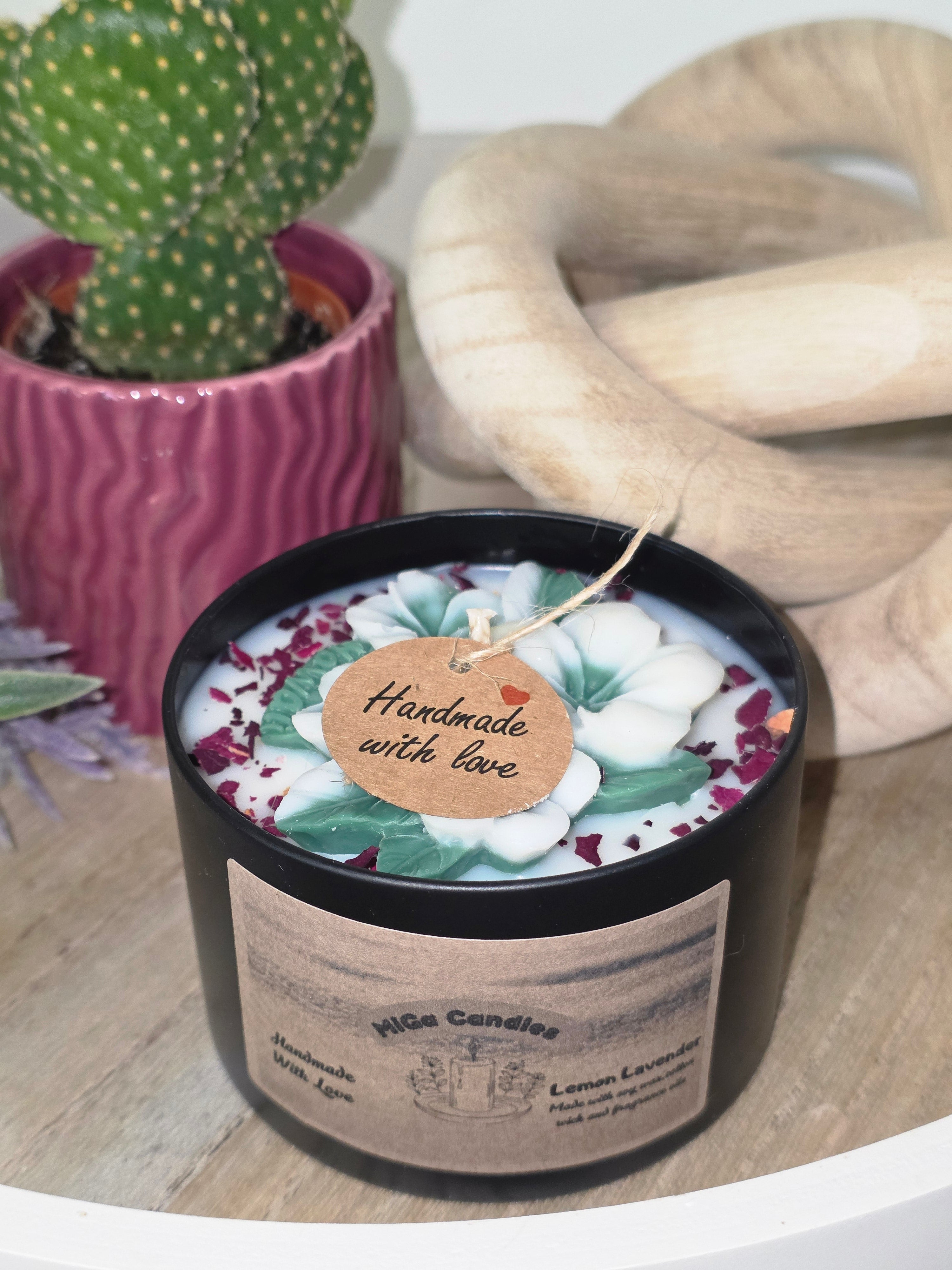 MiGa Candles handmade botanical candle