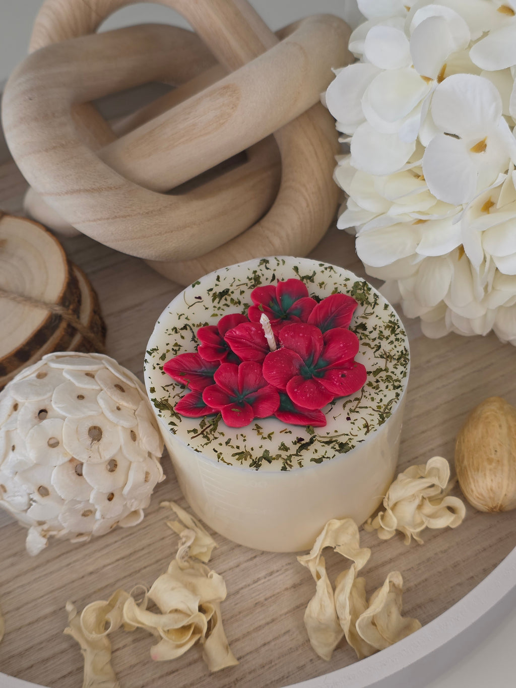 Handmade Floral Blossom Soy Candle – Botanical Art Edition