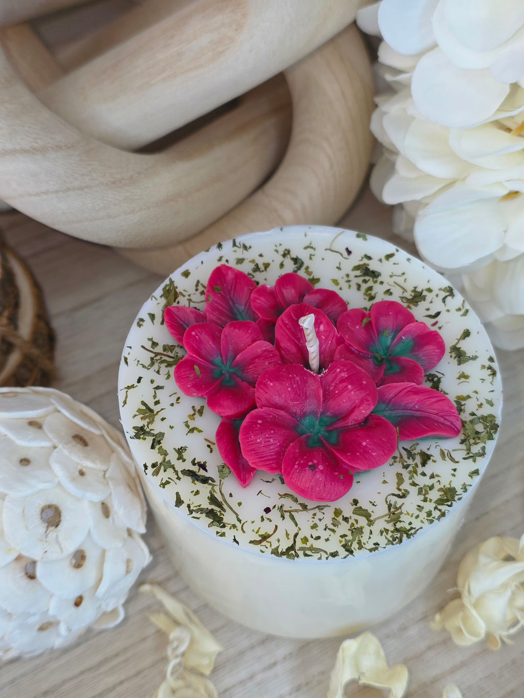Handmade Floral Blossom Soy Candle – Botanical Art Edition