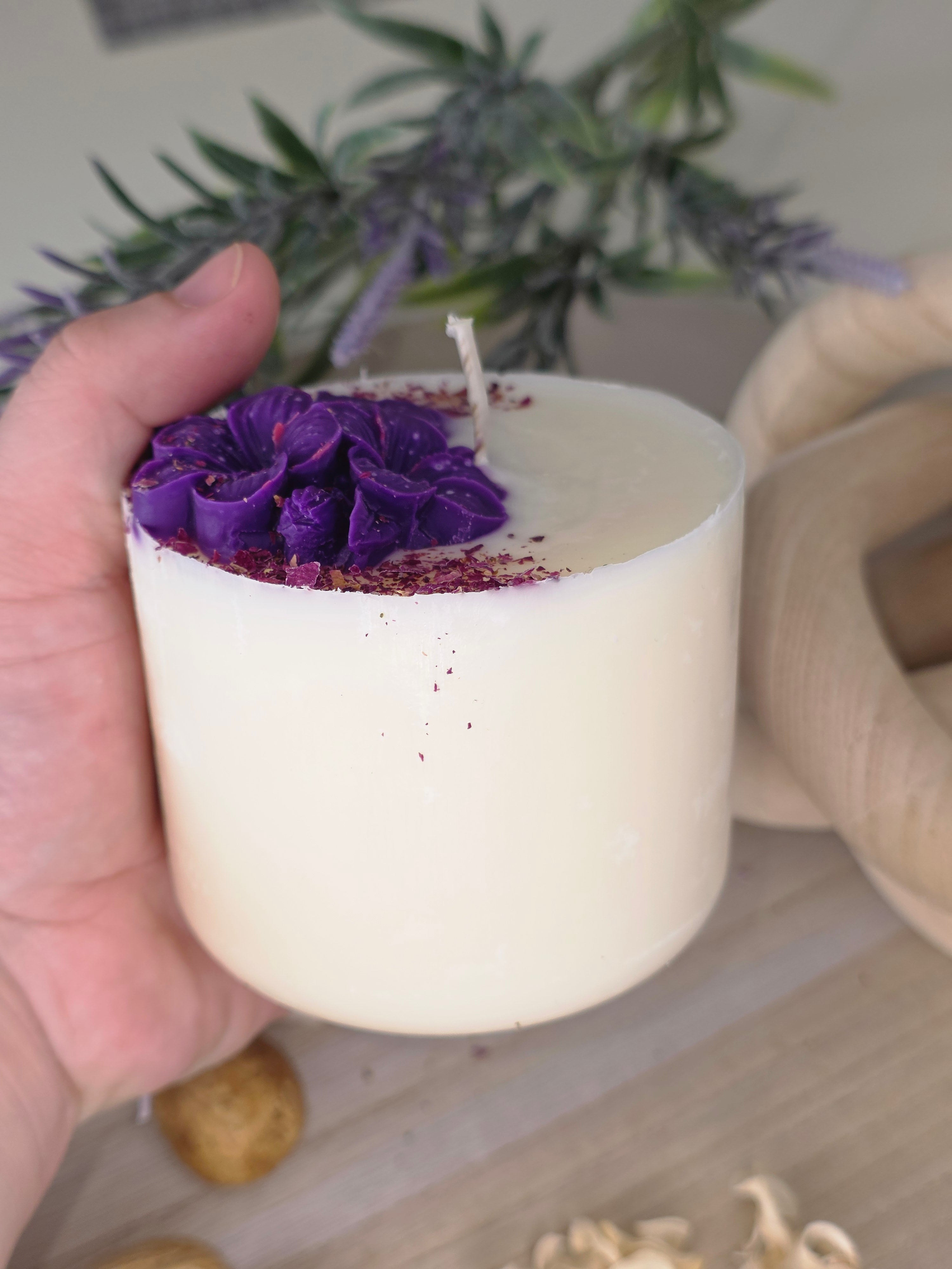 Hand-Sculptured Floral Pillar Candle | 310g