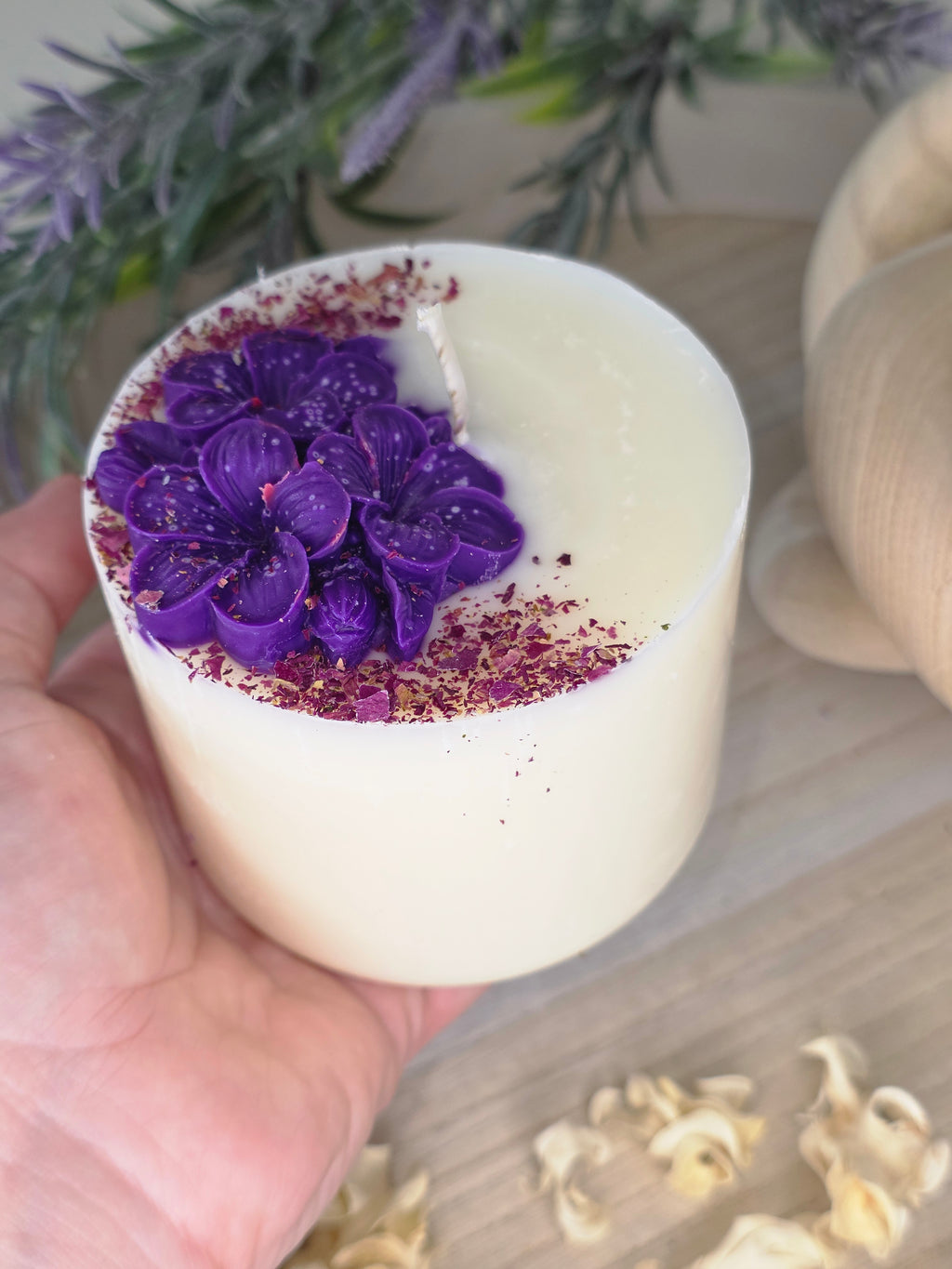 Hand-Sculptured Floral Pillar Candle | 310g
