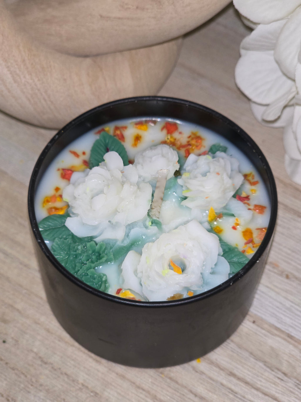 Handcrafted Botanical Rose Garden Candle  100g Matte Black Collection
