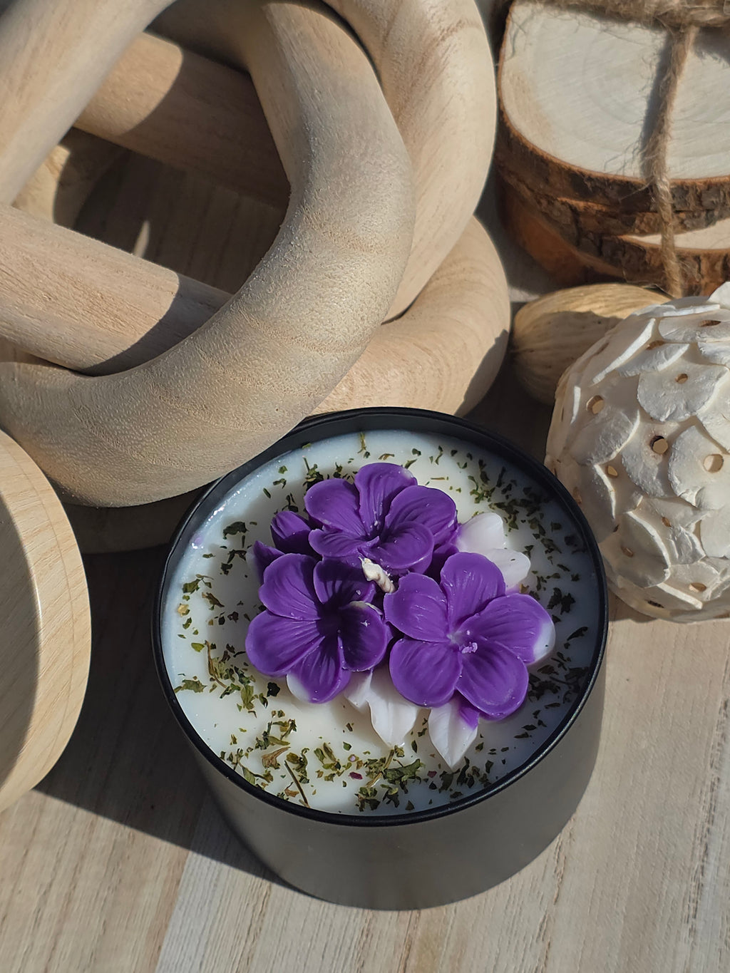 Artisan Floral Botanical Candle 200g Matte Black Jar