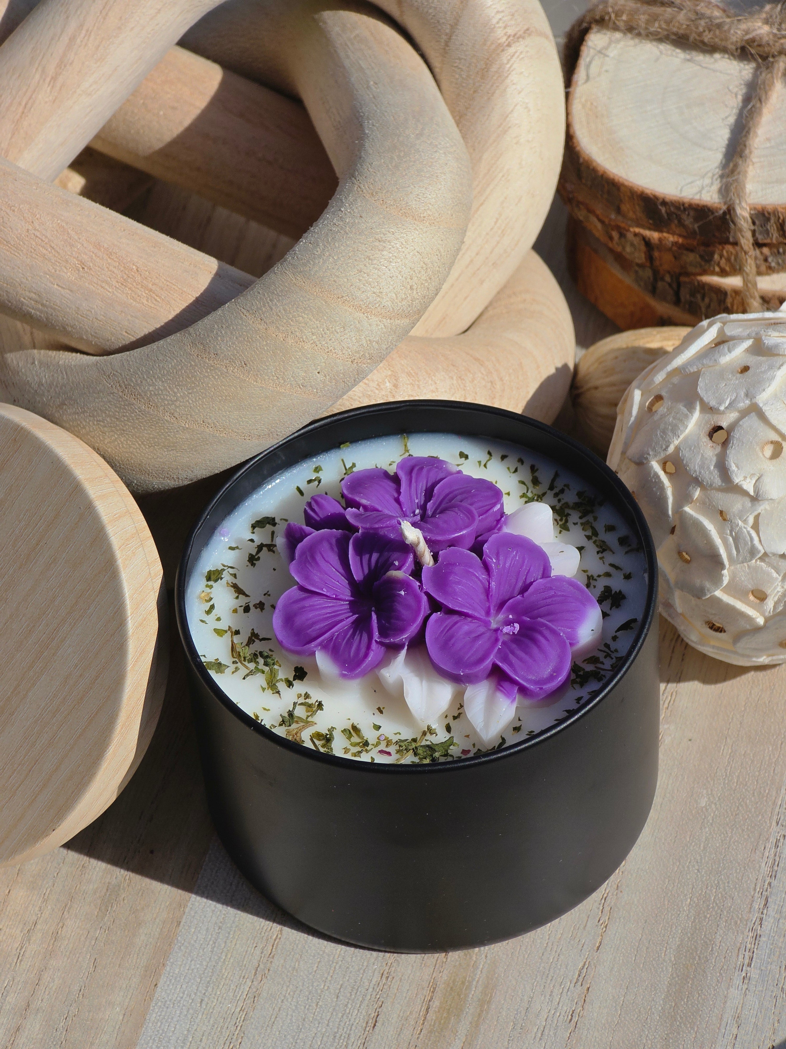 Artisan Floral Botanical Candle 200g Matte Black Jar