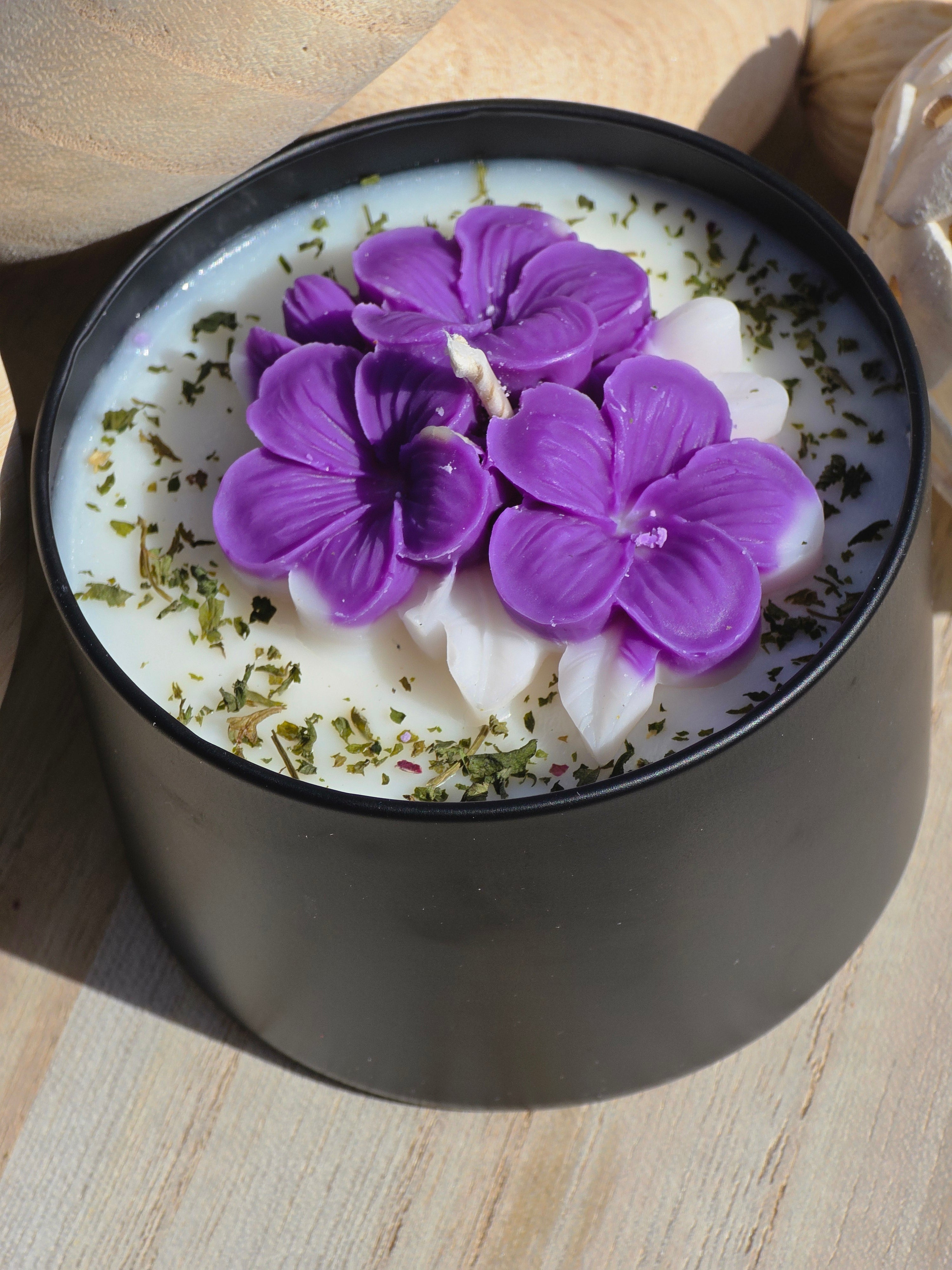 Artisan Floral Botanical Candle 200g Matte Black Jar