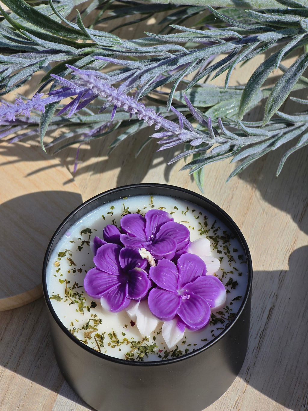 Artisan Floral Botanical Candle 200g Matte Black Jar