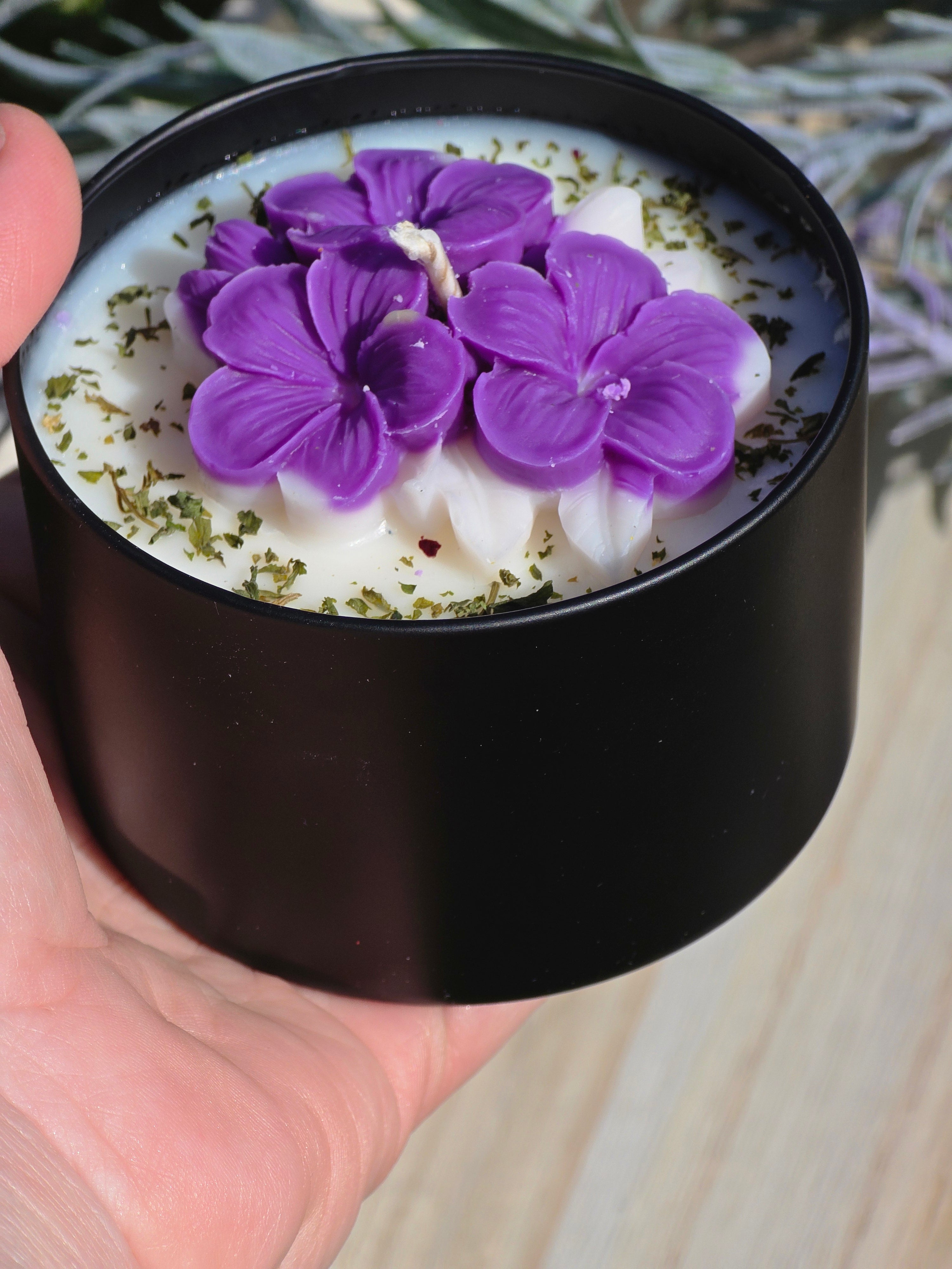 Artisan Floral Botanical Candle 200g Matte Black Jar