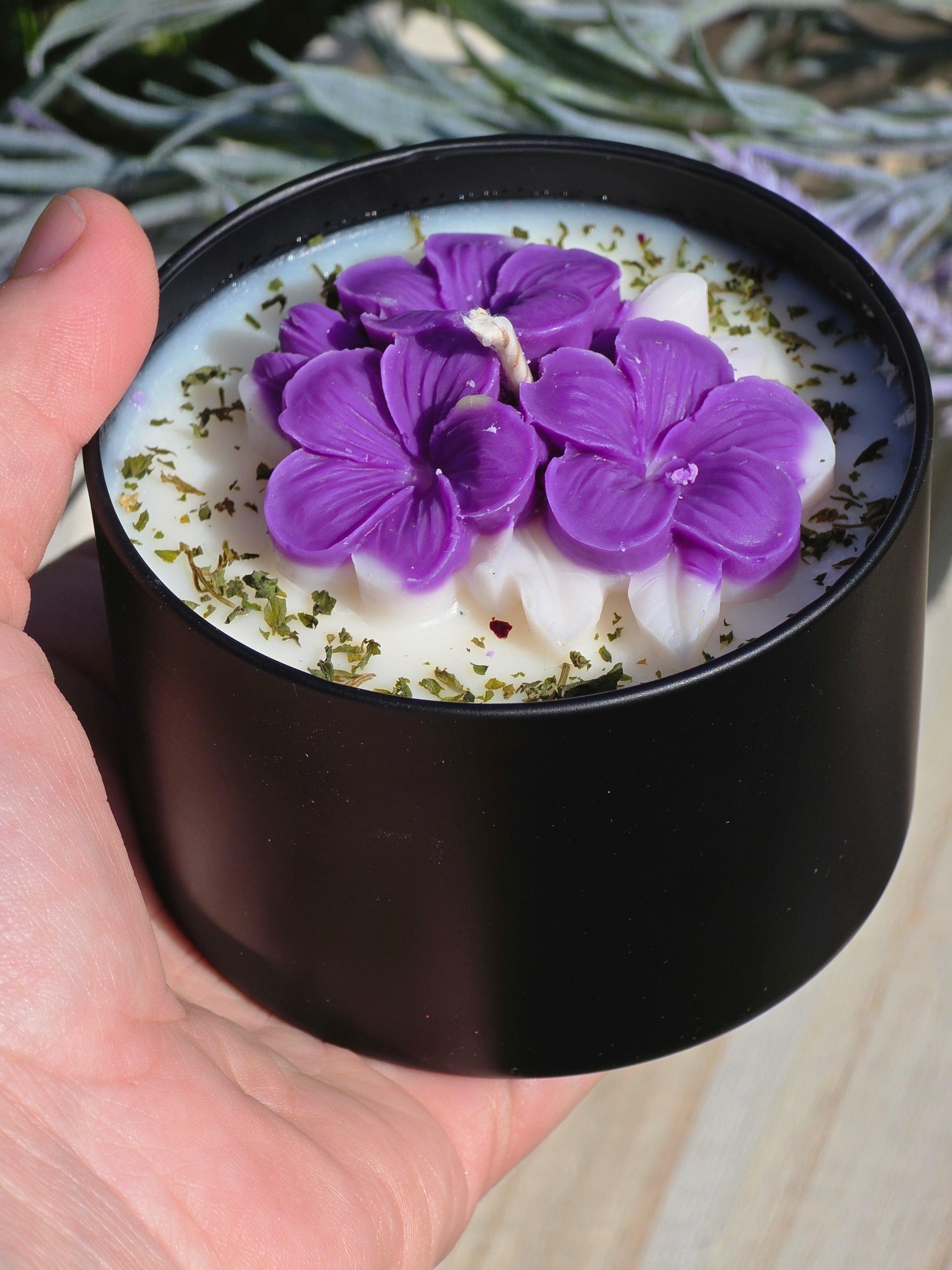 Artisan Floral Botanical Candle 200g Matte Black Jar
