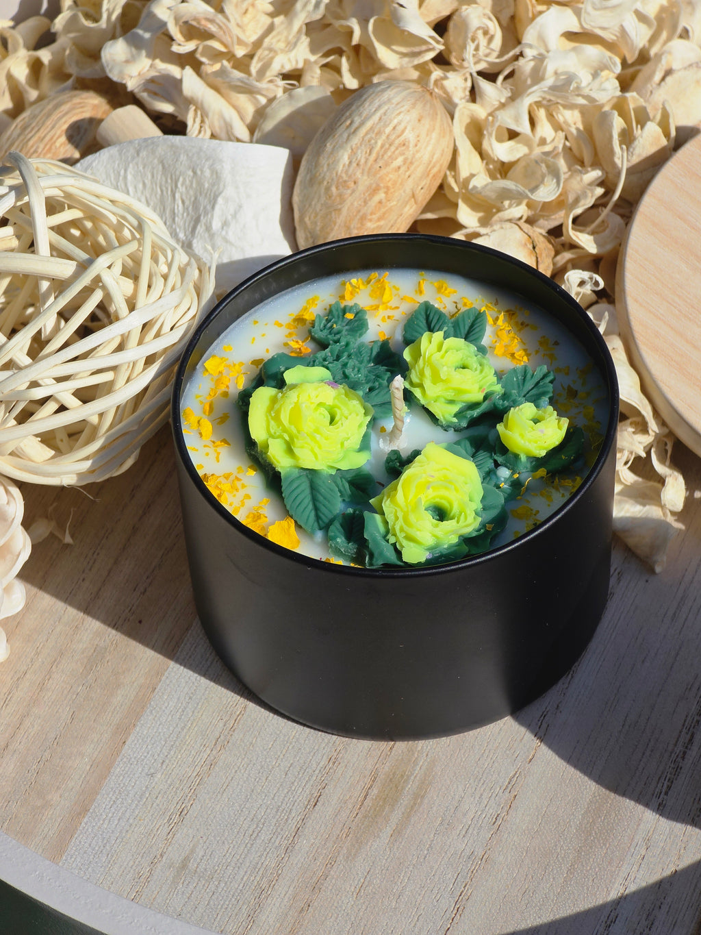 Handcrafted Botanical Rose Garden Candle  100g Matte Black Collection
